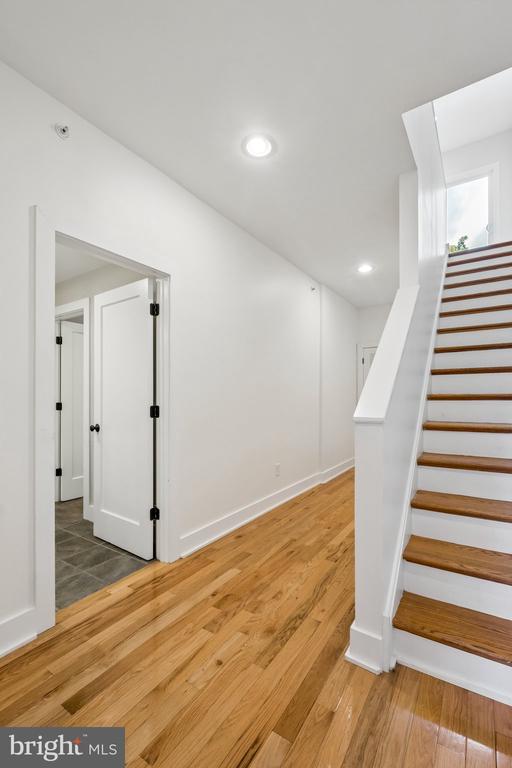 4743 SHELDON STREET