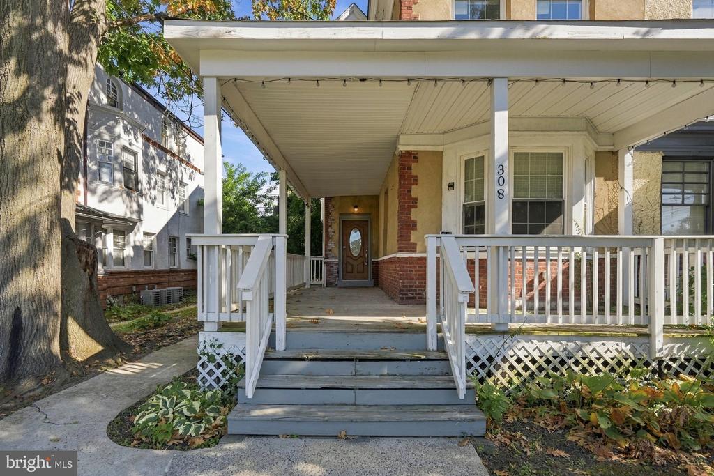 308 W UPSAL STREET