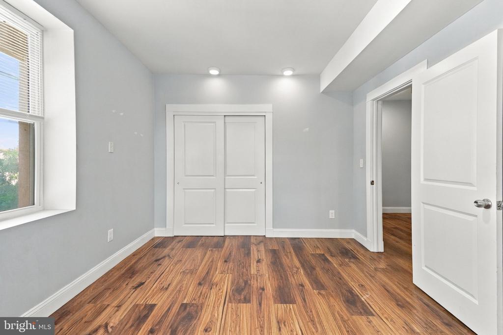 308 W UPSAL STREET
