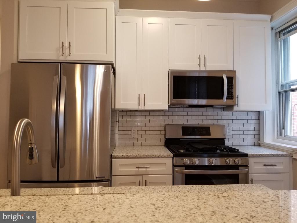 4541 MANAYUNK AVENUE