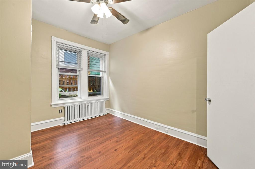 4541 MANAYUNK AVENUE