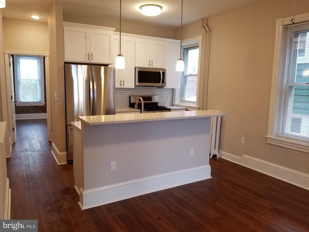 4541 MANAYUNK AVENUE