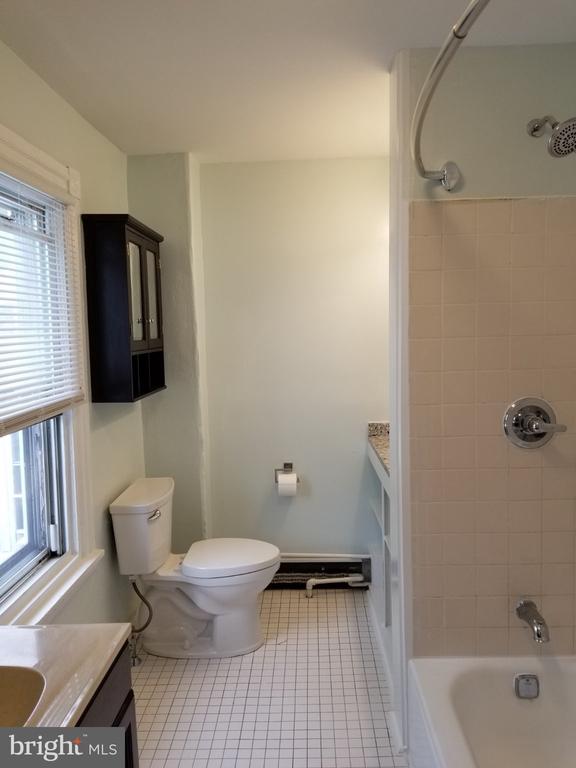 4541 MANAYUNK AVENUE