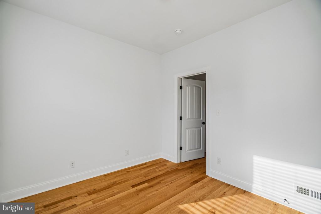 2312 N COLORADO STREET