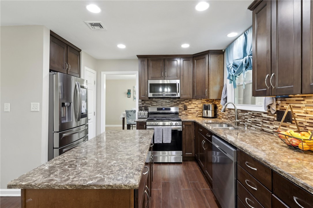 407 Auburn Dr