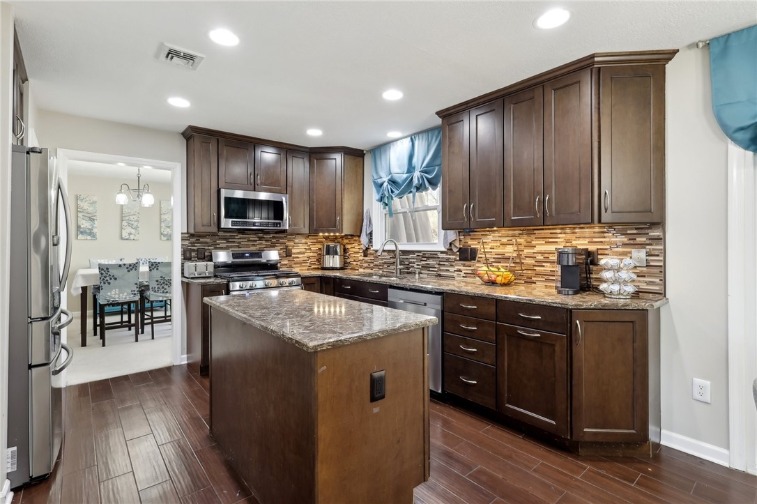 407 Auburn Dr