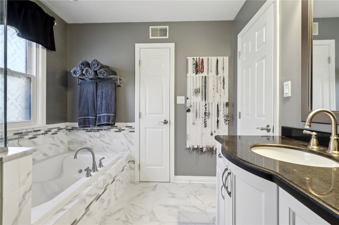 407 Auburn Dr