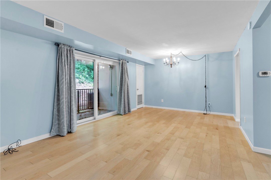 555 Sloop Road 12