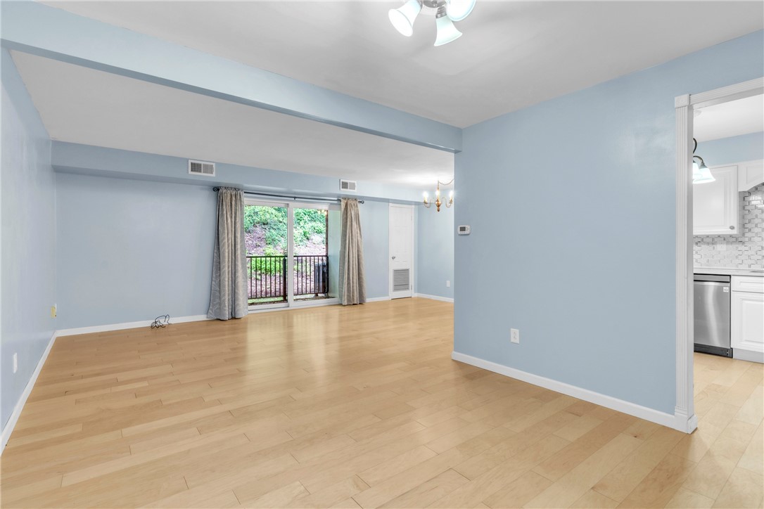 555 Sloop Road 12