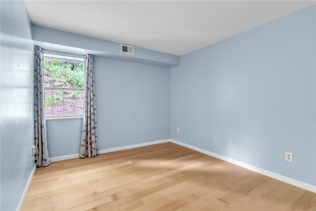 555 Sloop Road 12