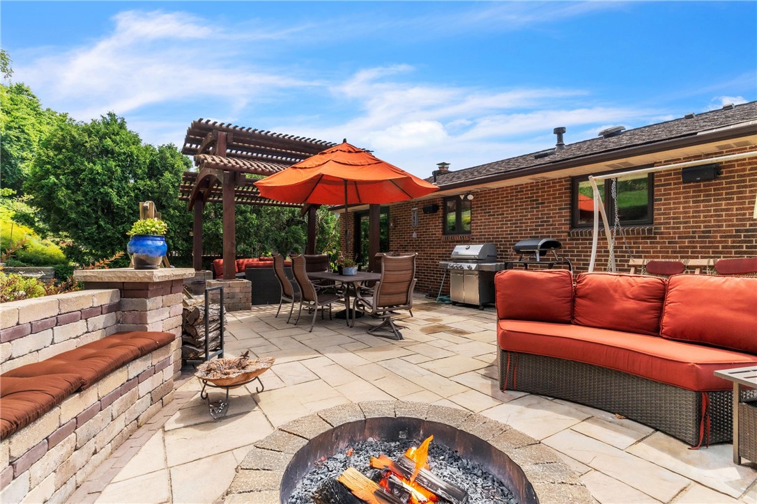646 Ray Drive