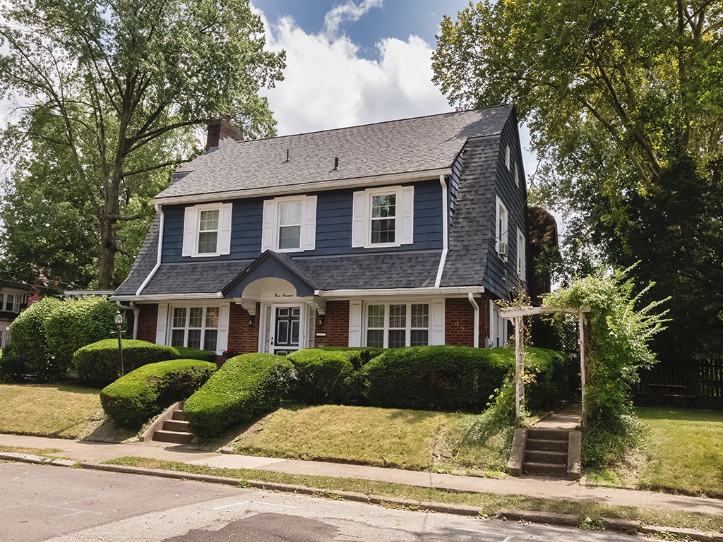 900 East End Ave