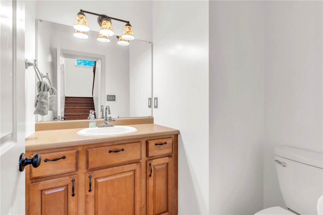 114 Franklin Oaks Drive