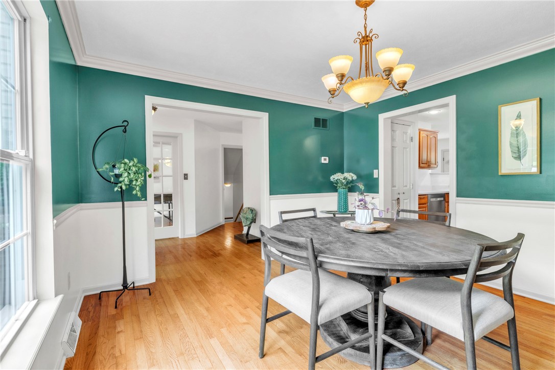 114 Franklin Oaks Drive