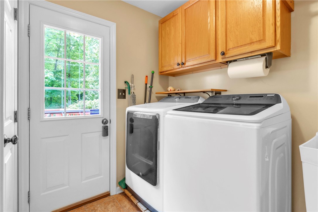 114 Franklin Oaks Drive