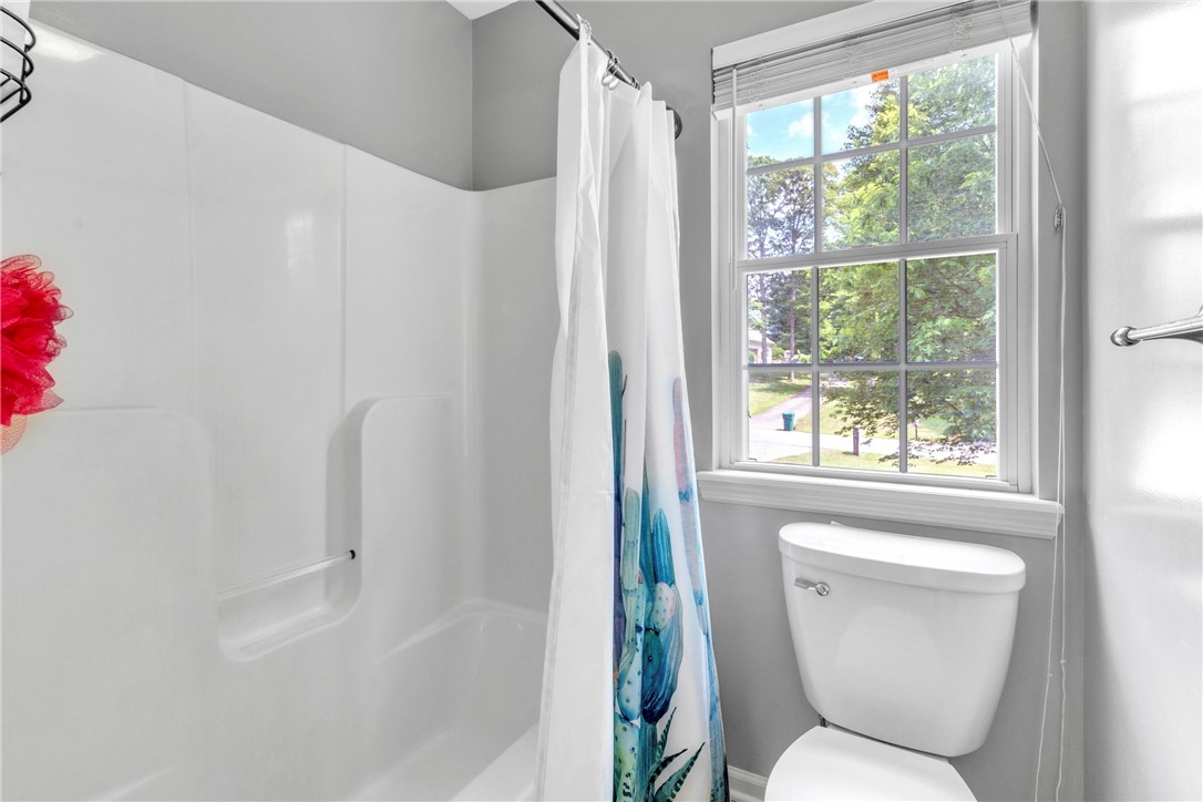 114 Franklin Oaks Drive