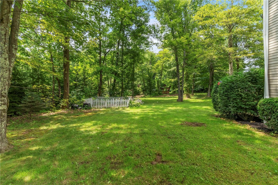 114 Franklin Oaks Drive