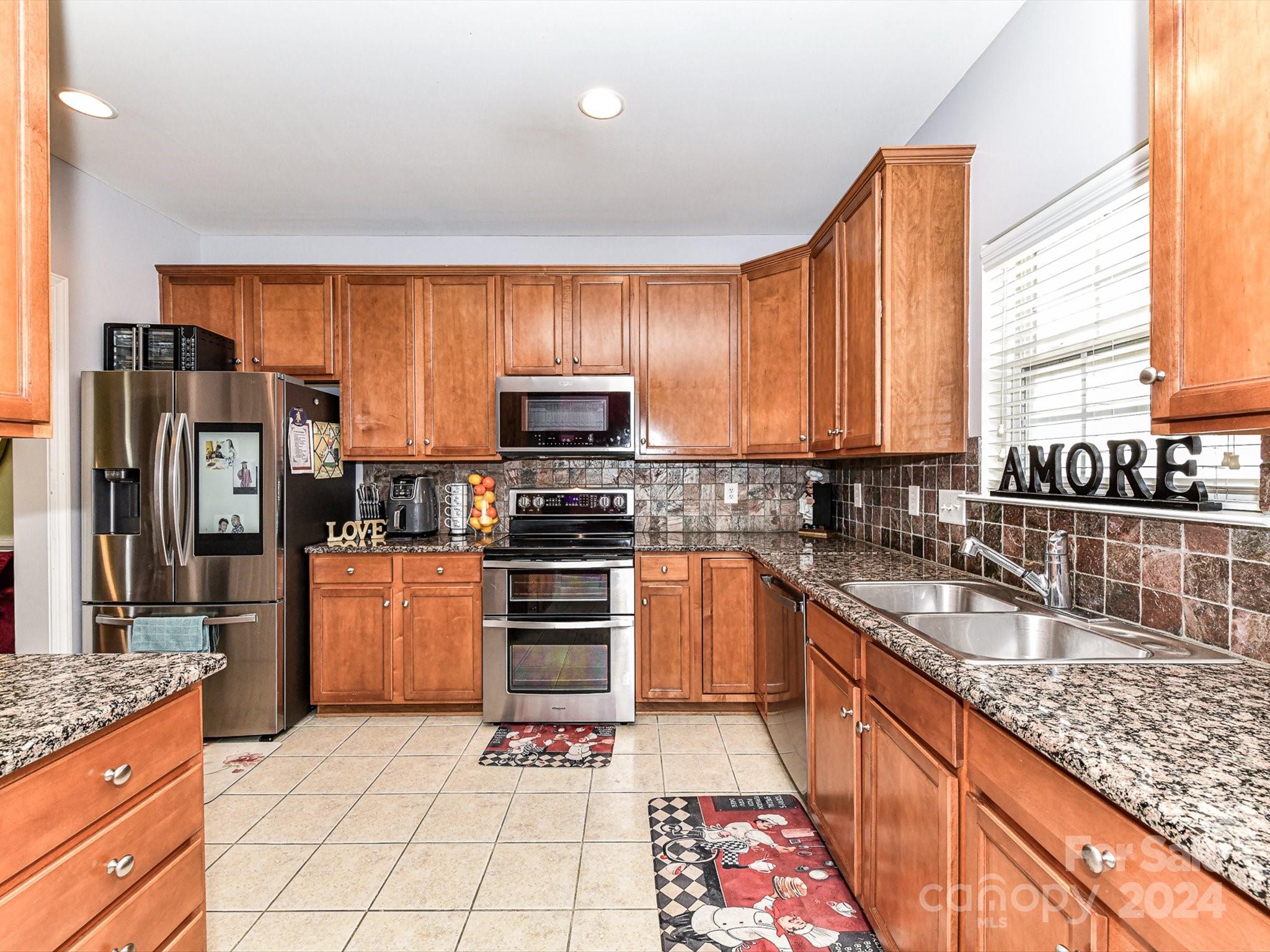 505 Clearwater Drive NW