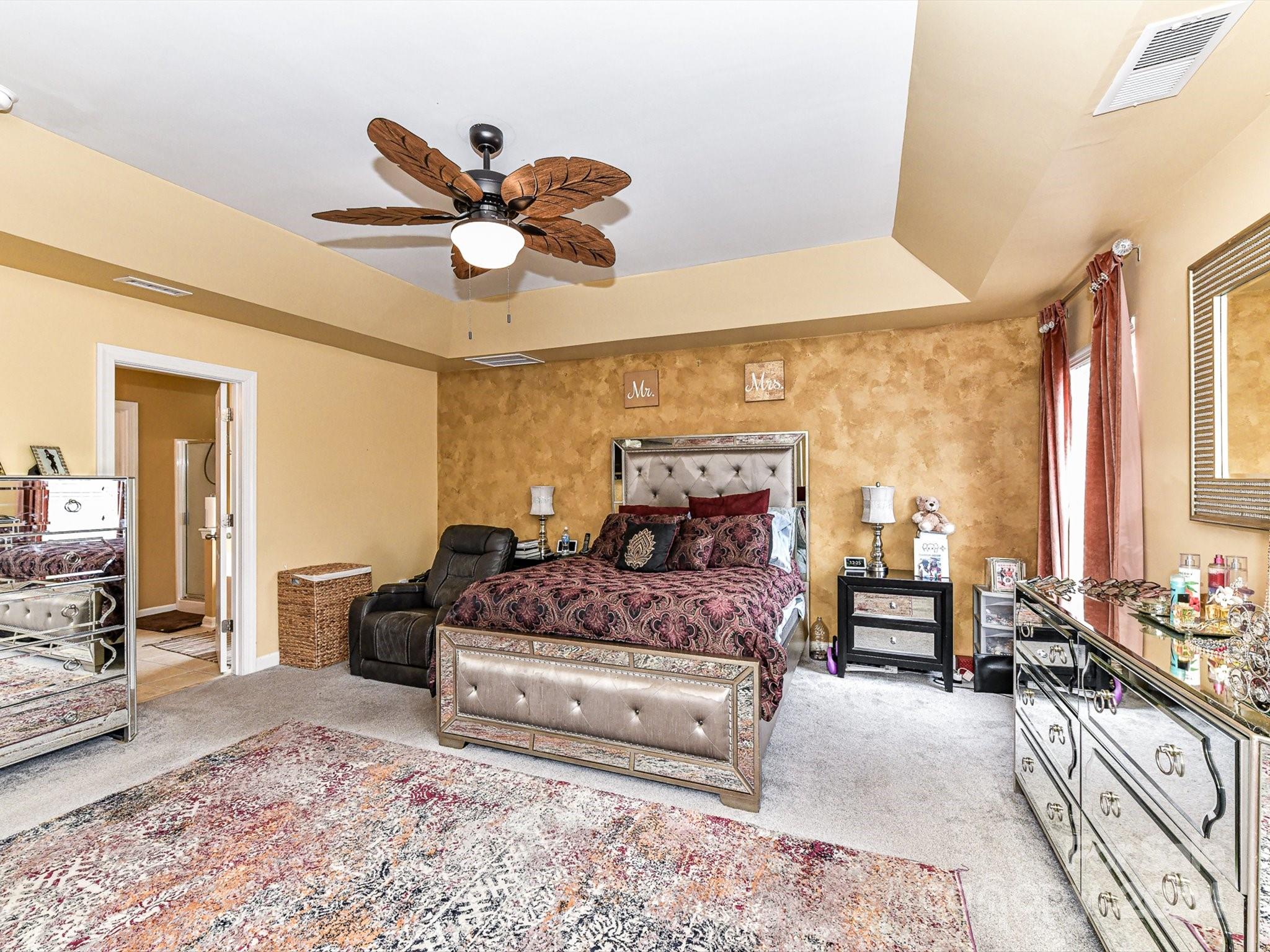 505 Clearwater Drive NW