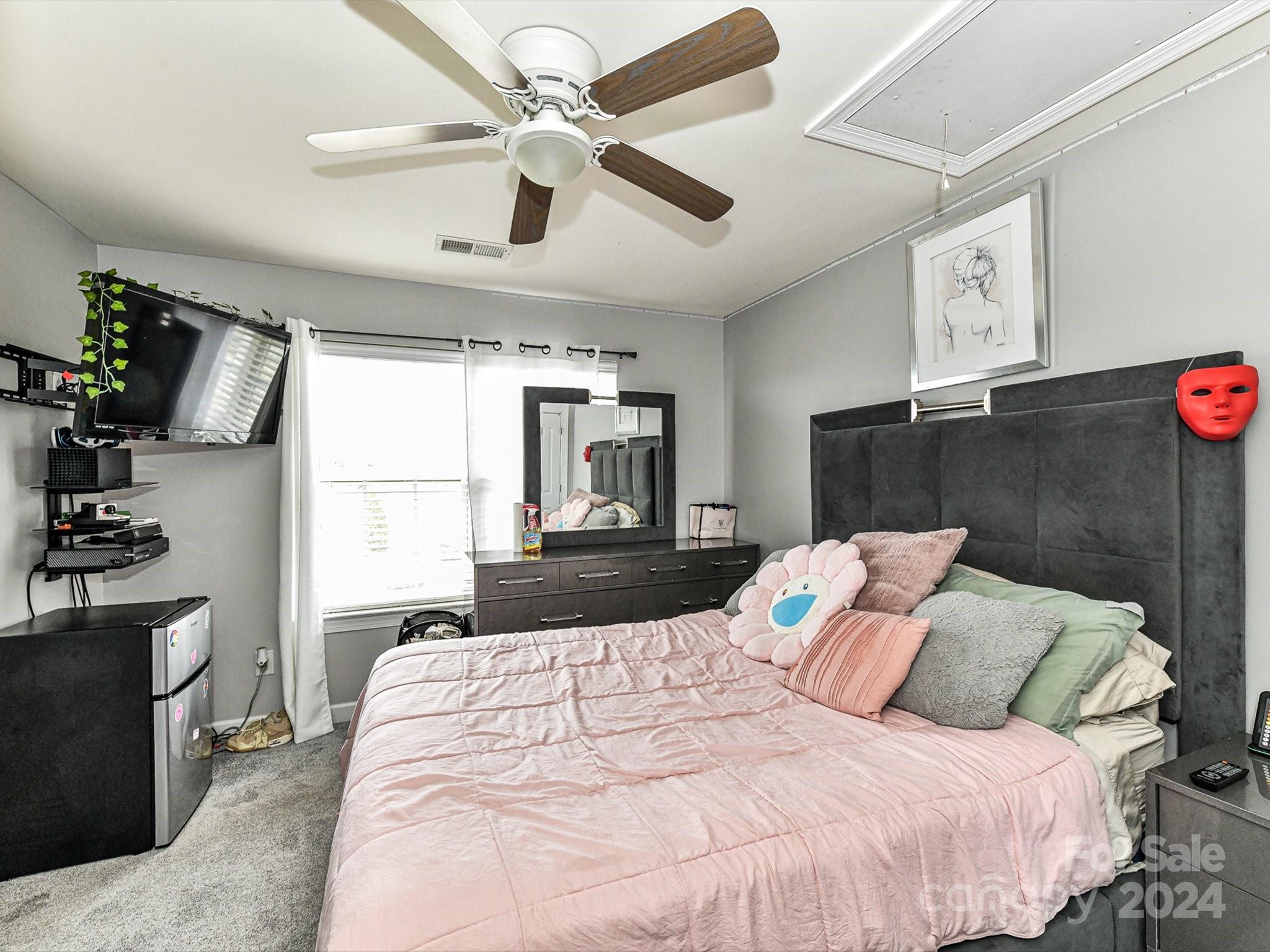 505 Clearwater Drive NW