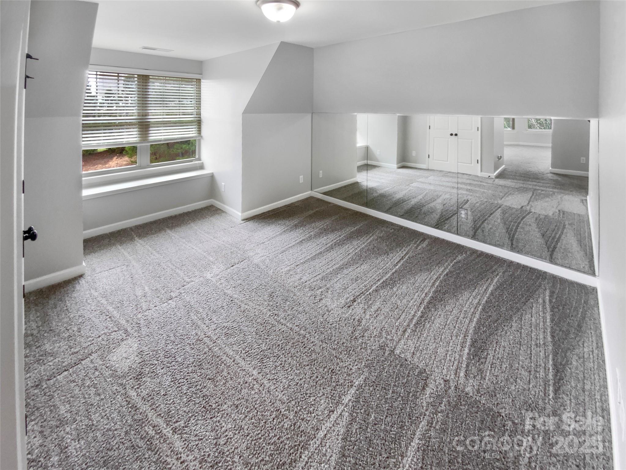 15886 Reynolds Drive