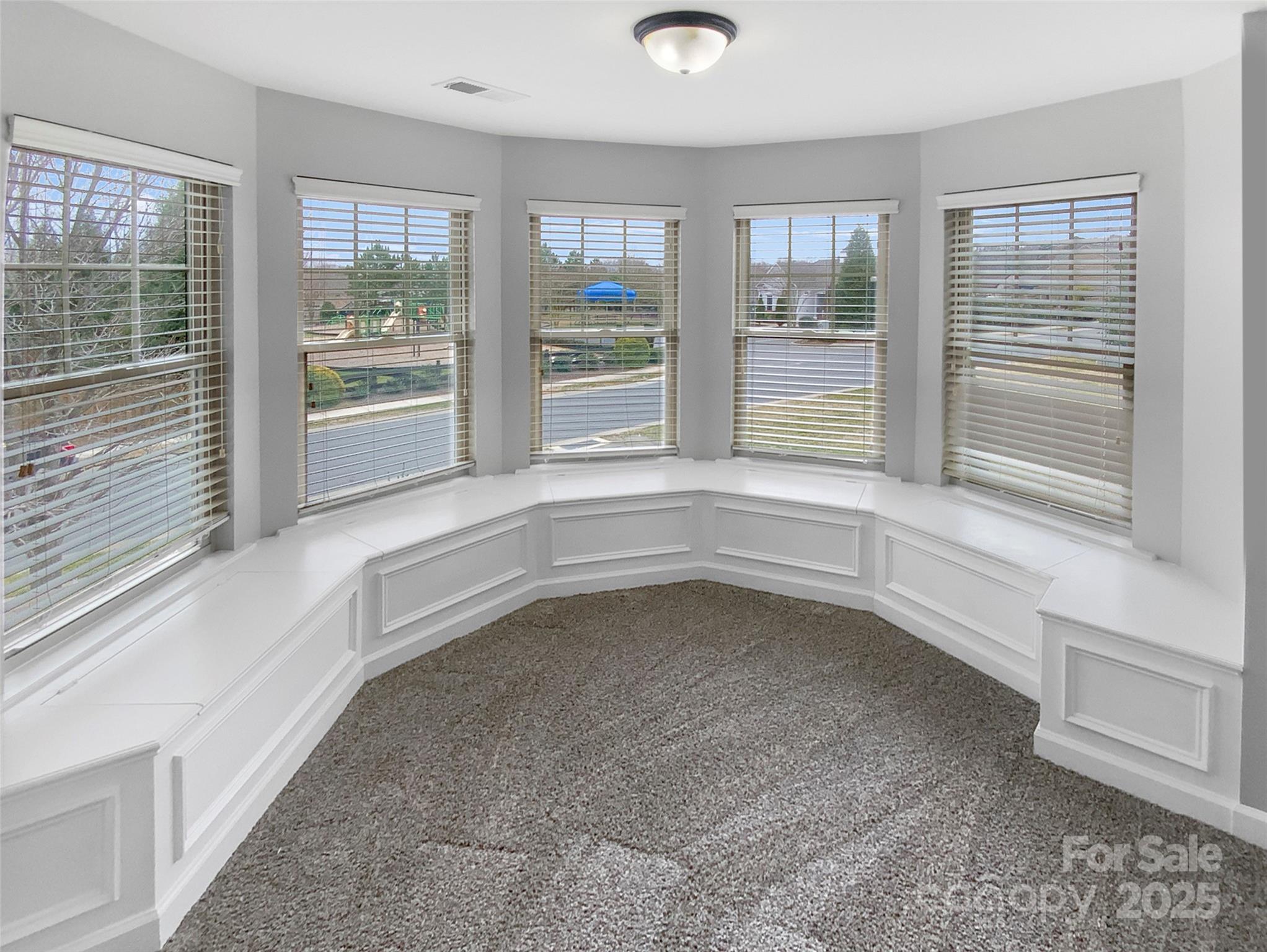 15886 Reynolds Drive