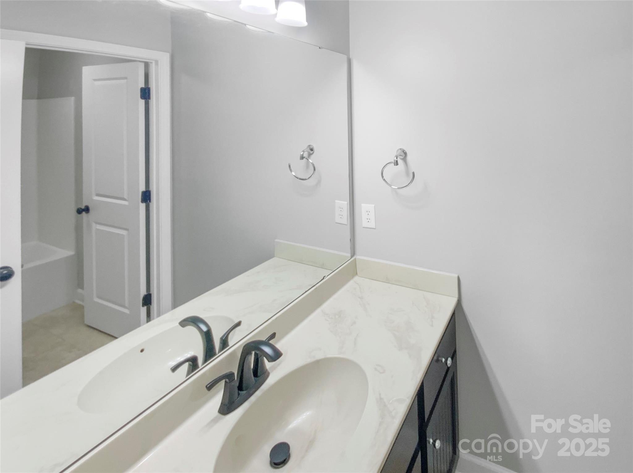 15886 Reynolds Drive