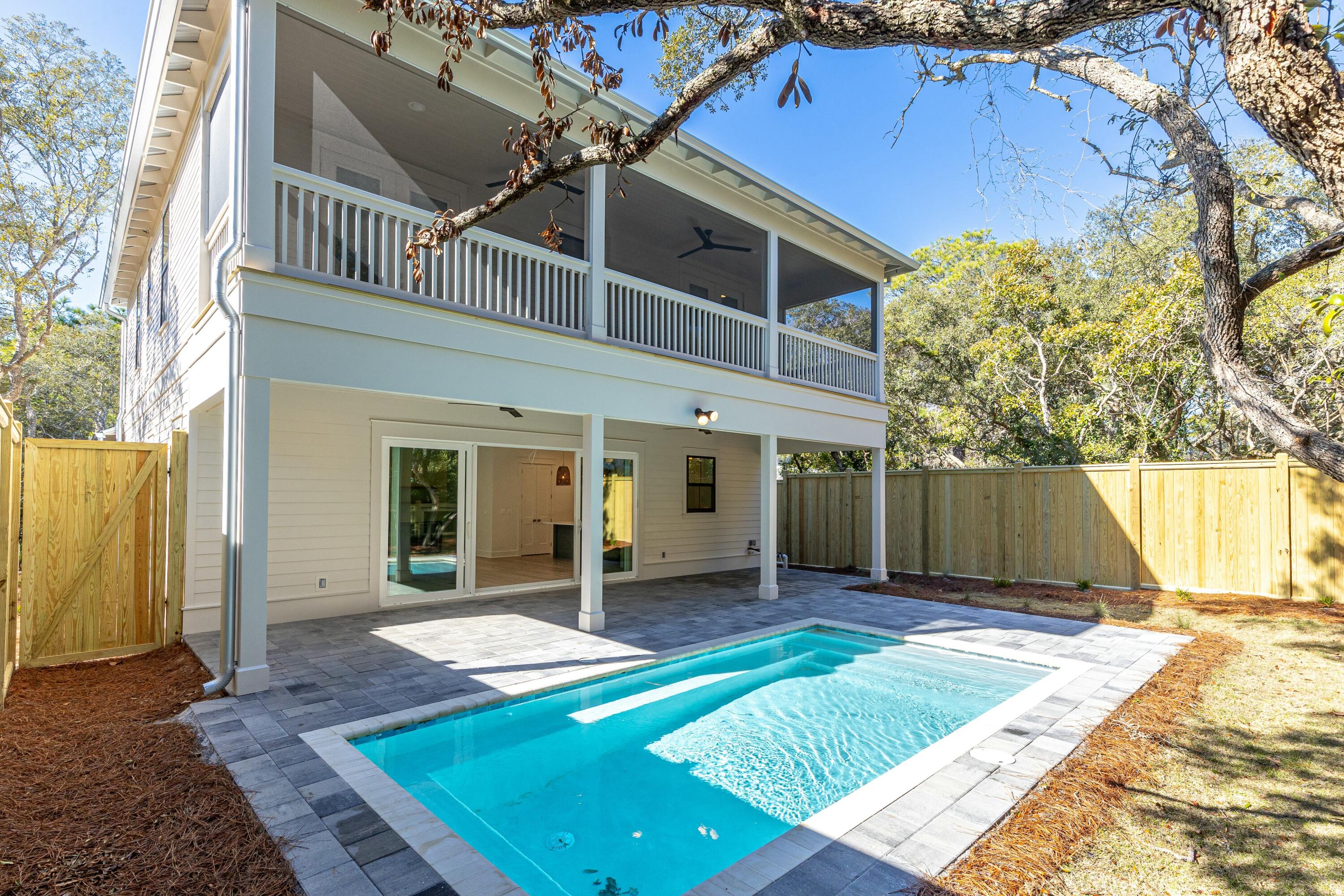 140 Barcelona Avenue