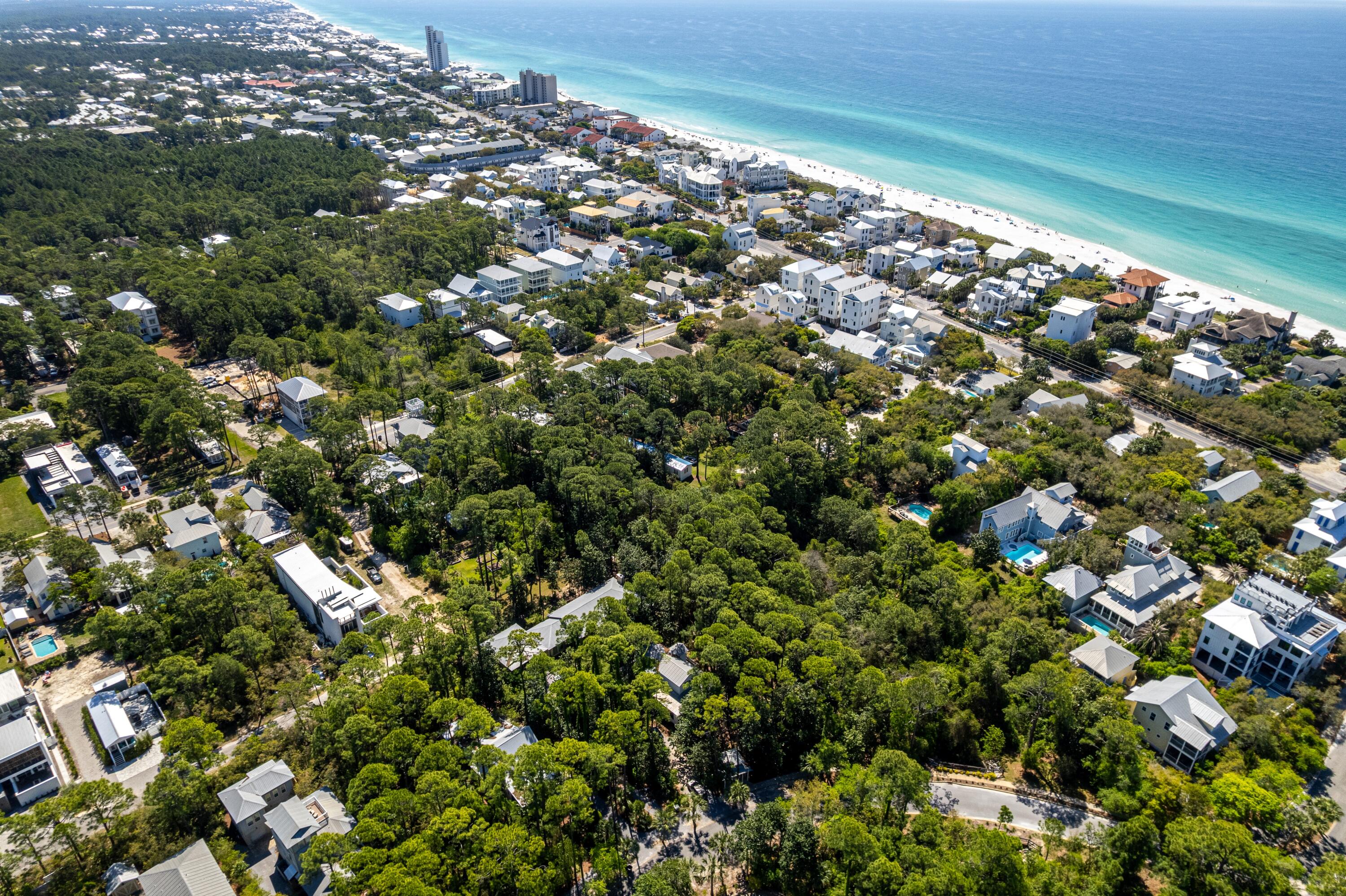 126 N Andalusia Avenue