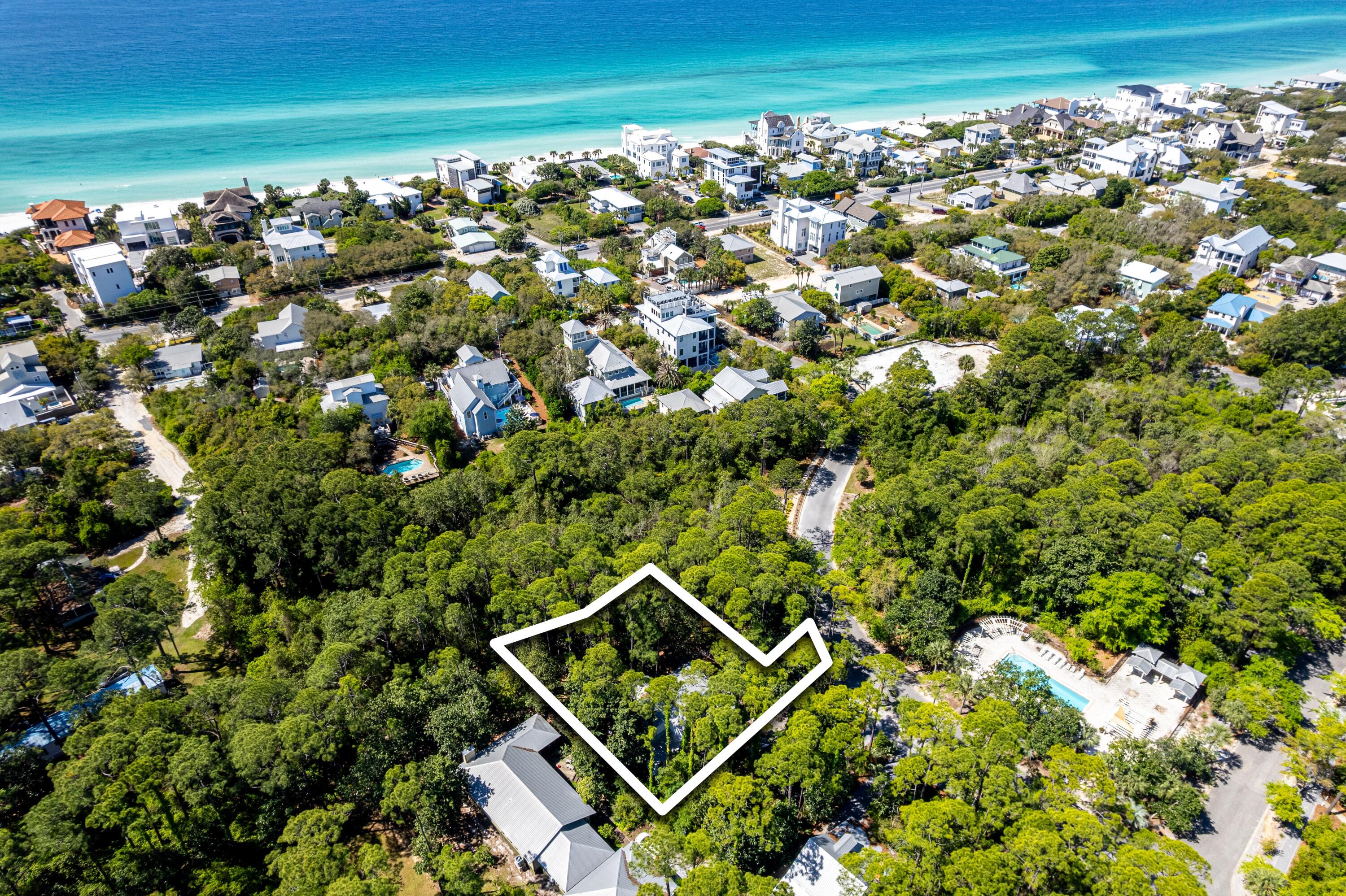 126 N Andalusia Avenue