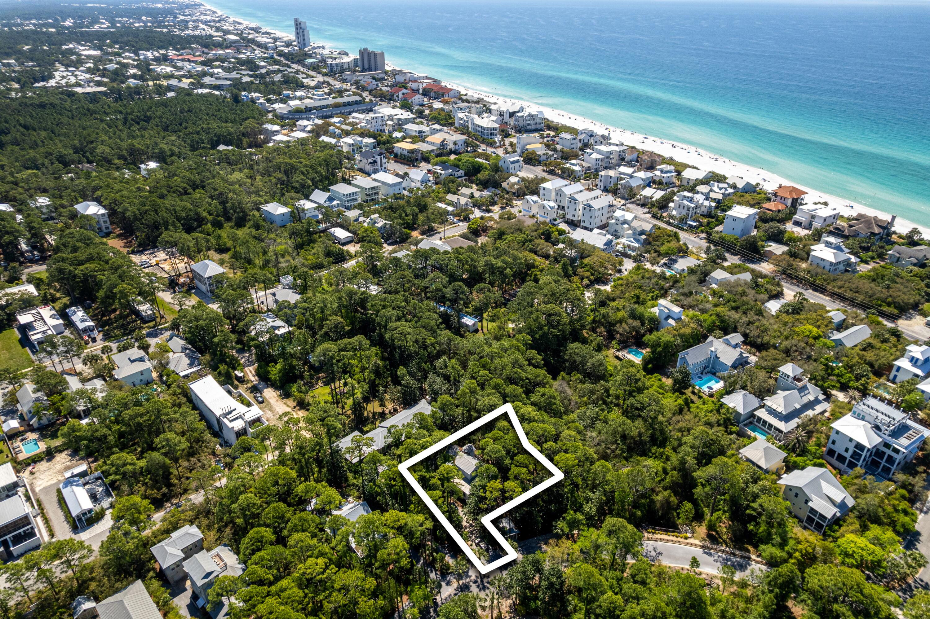 126 N Andalusia Avenue