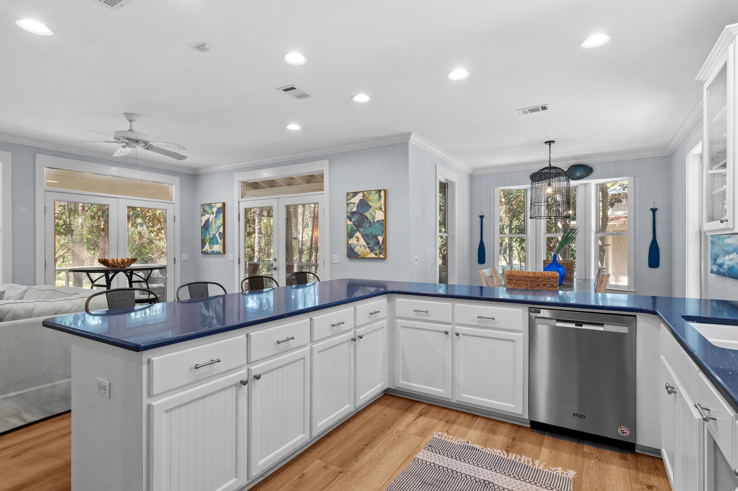 126 N Andalusia Avenue