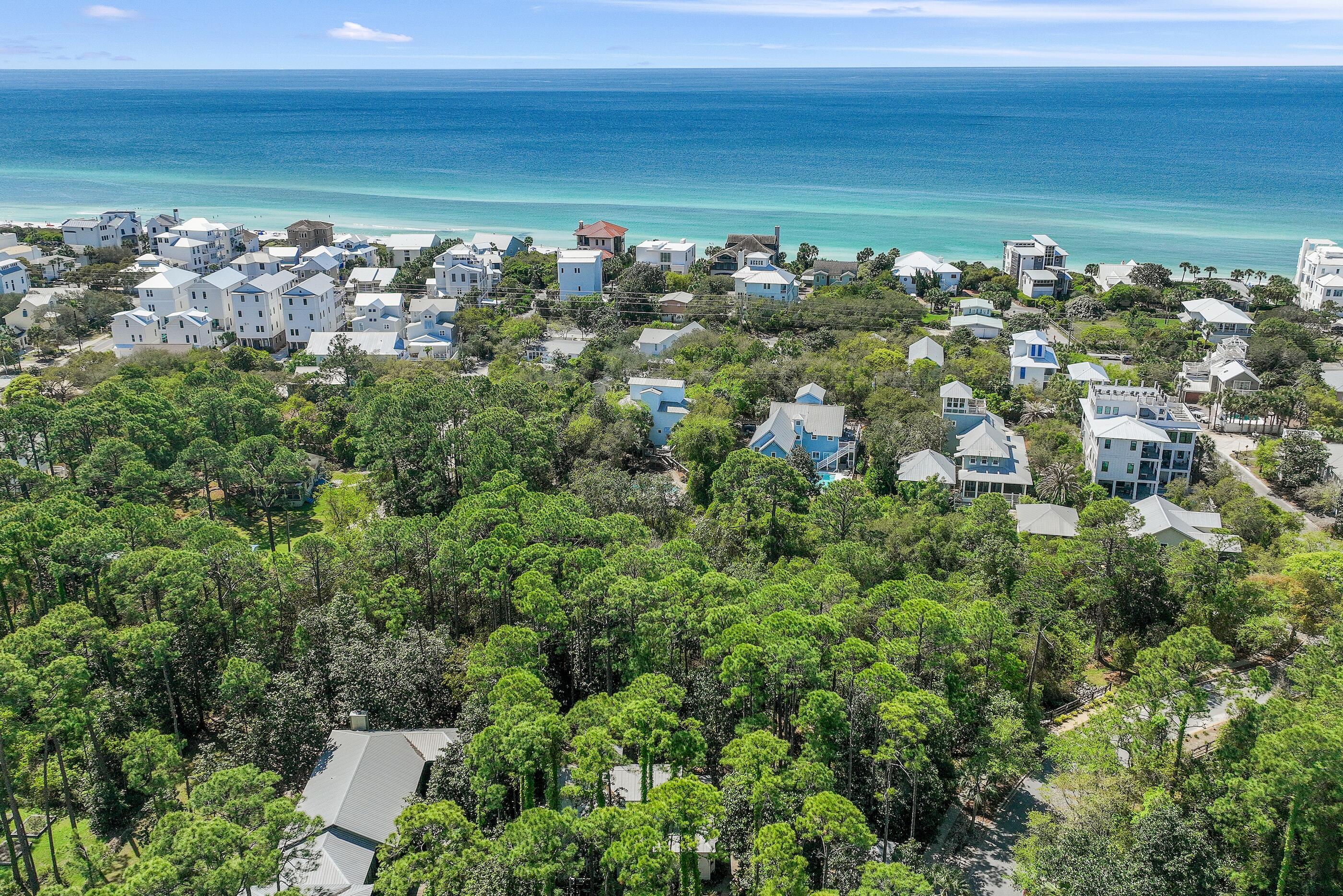 126 N Andalusia Avenue