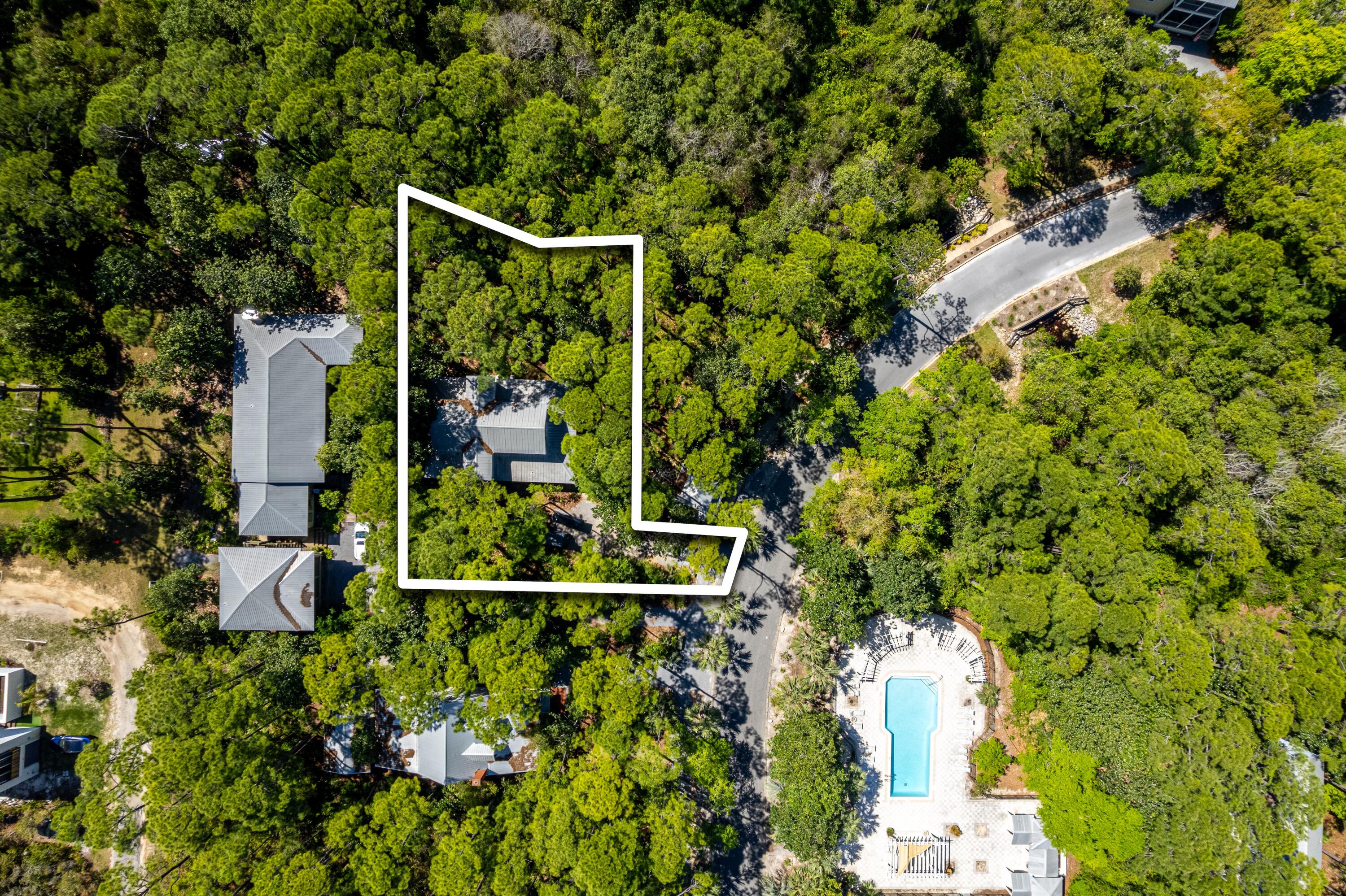 126 N Andalusia Avenue