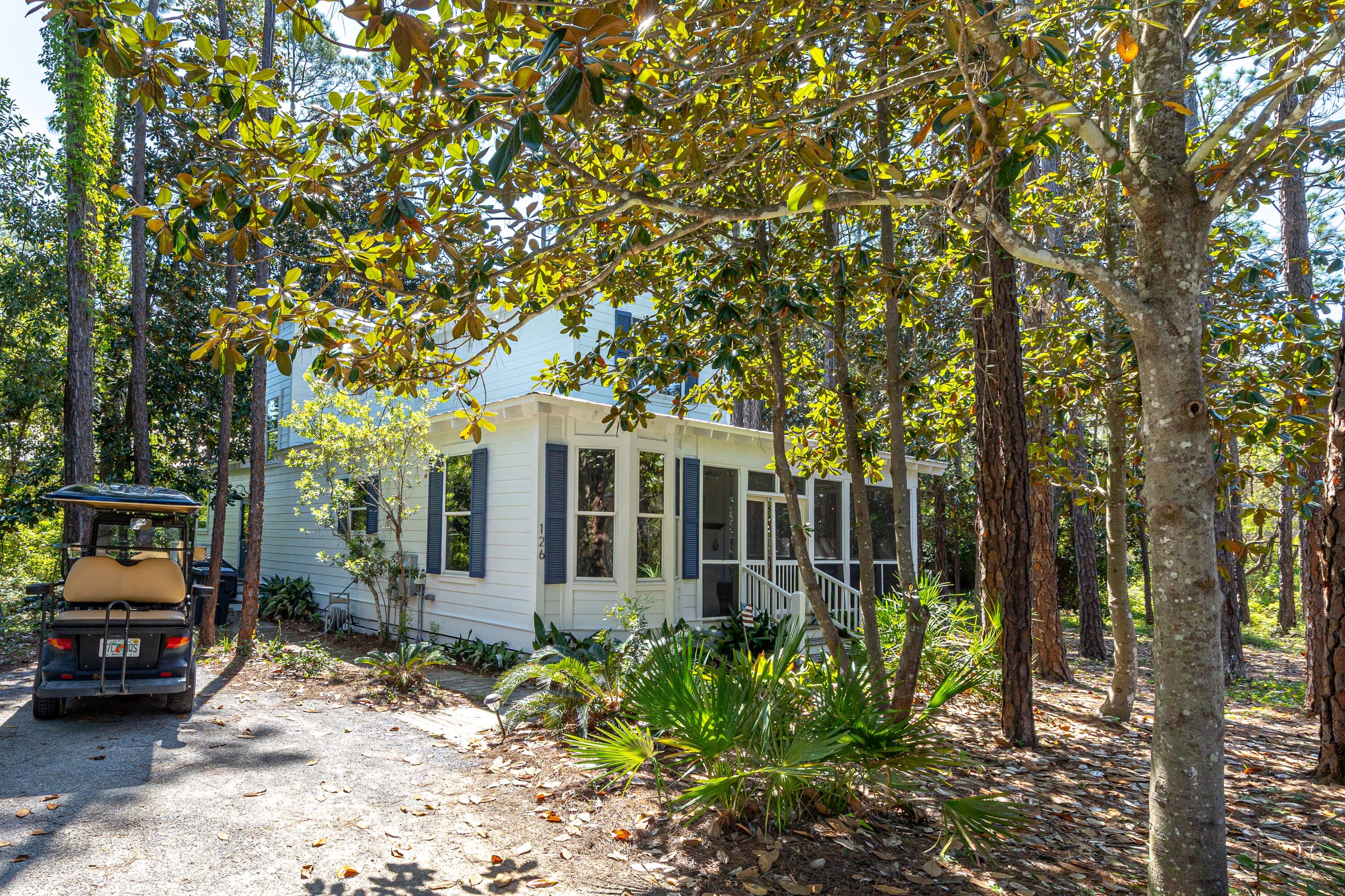 126 N Andalusia Avenue