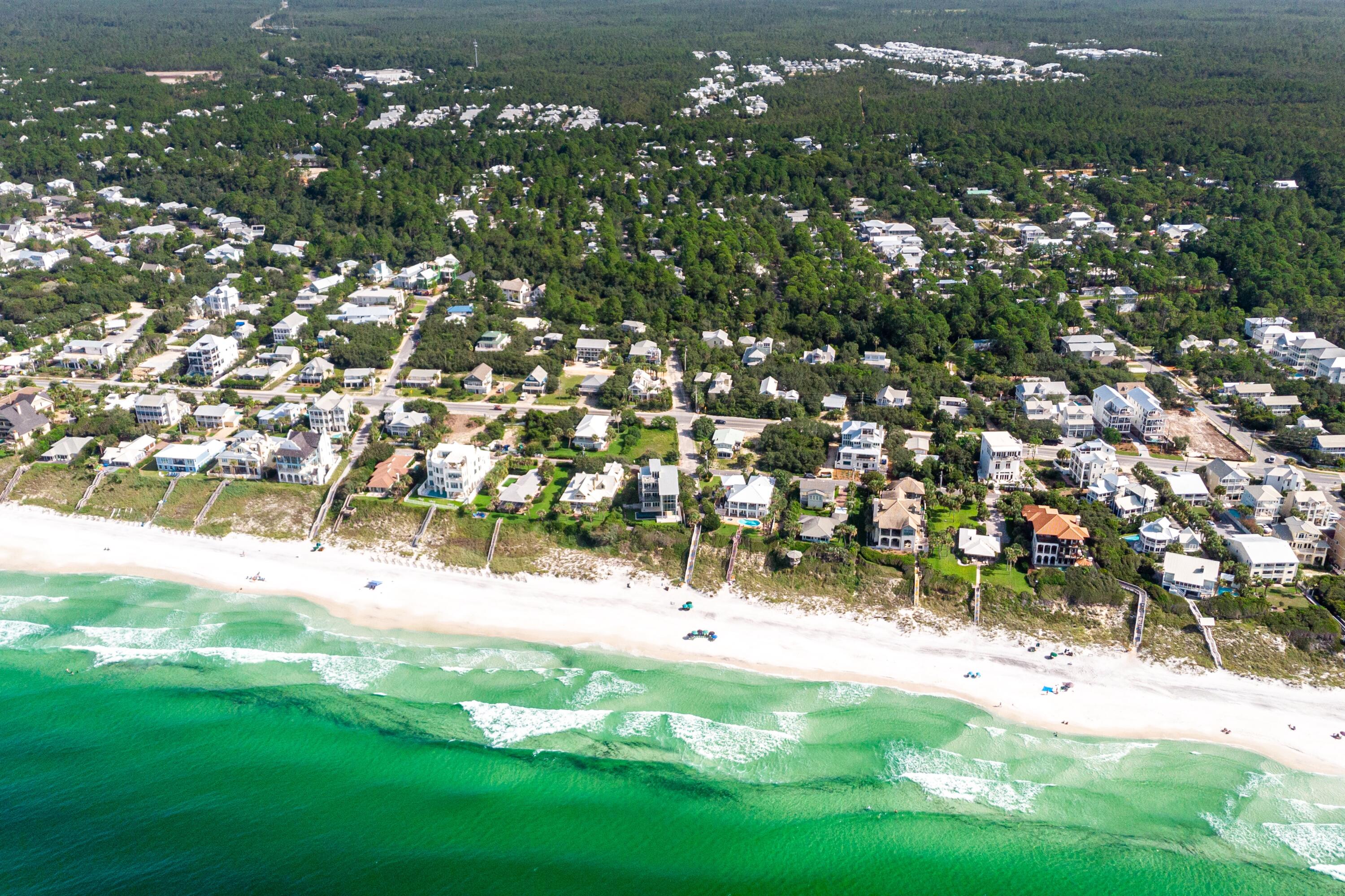 126 N Andalusia Avenue