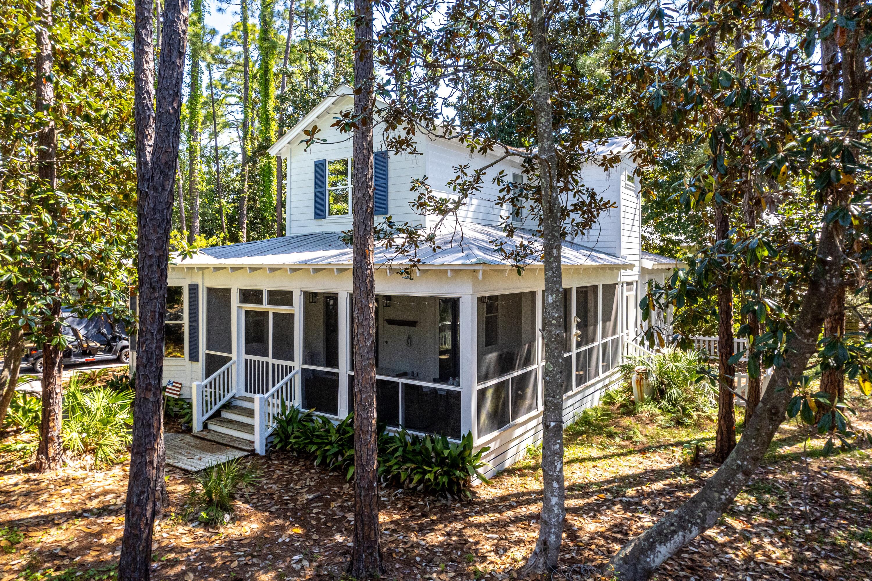 126 N Andalusia Avenue