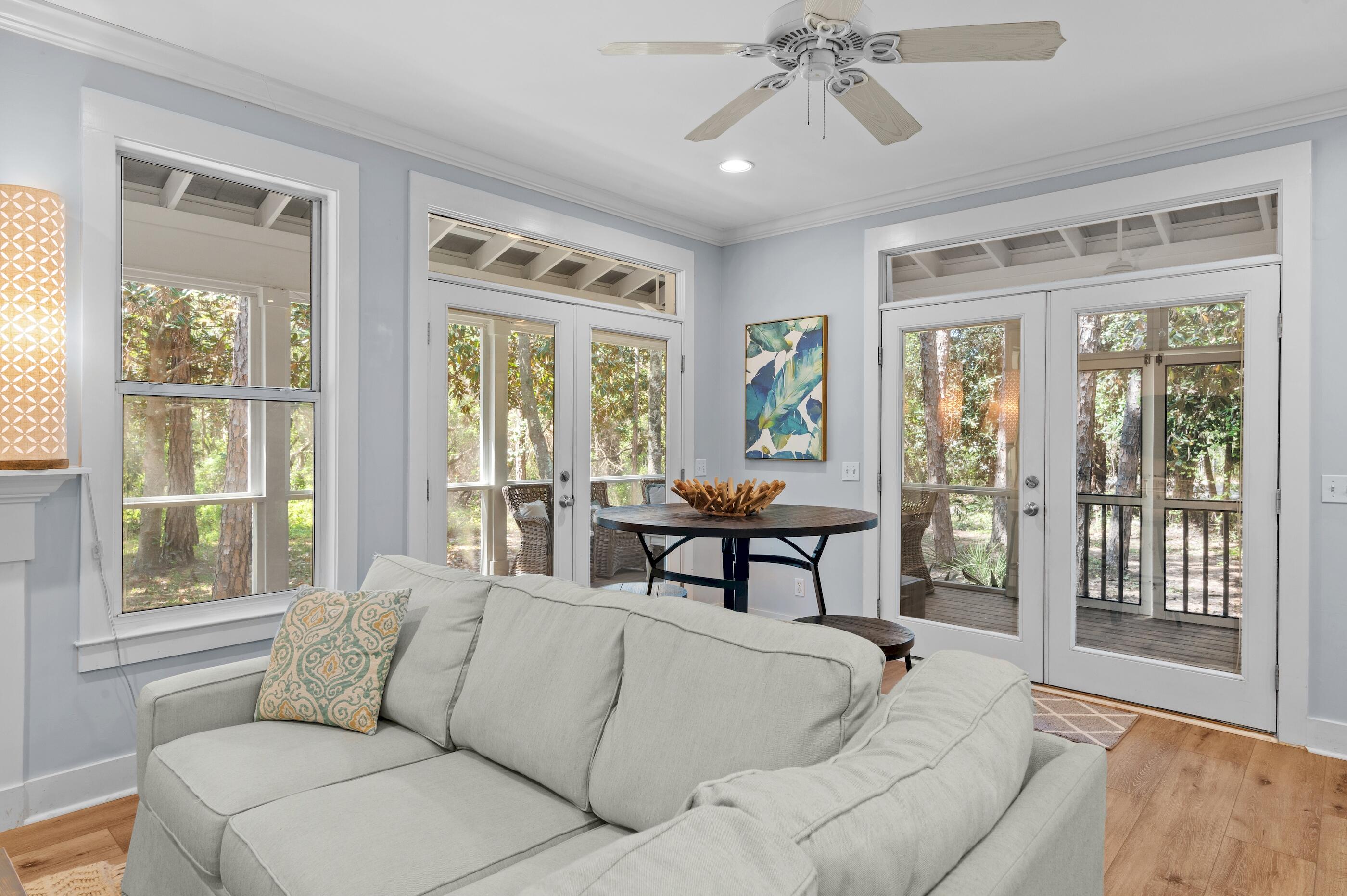 126 N Andalusia Avenue