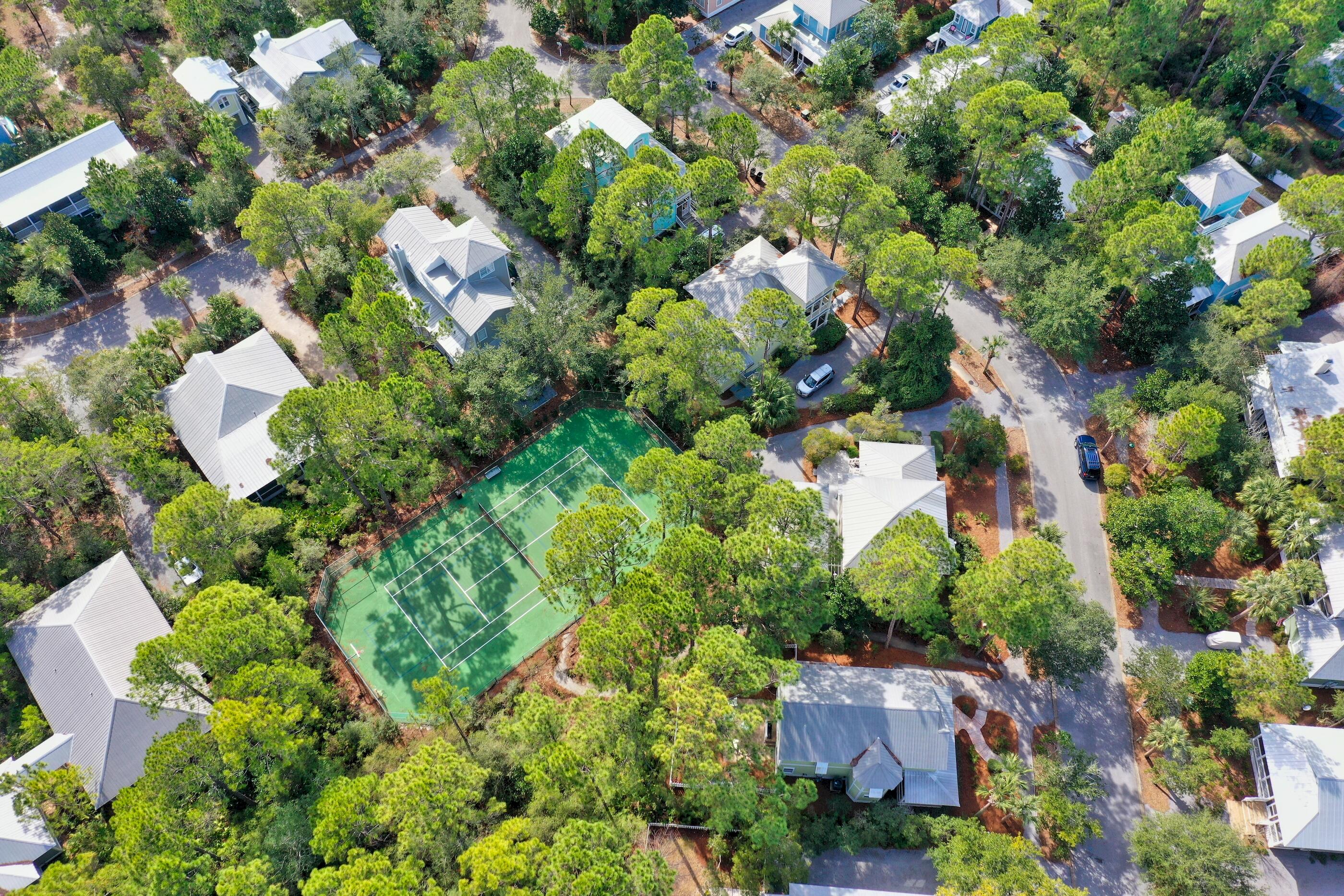 126 N Andalusia Avenue