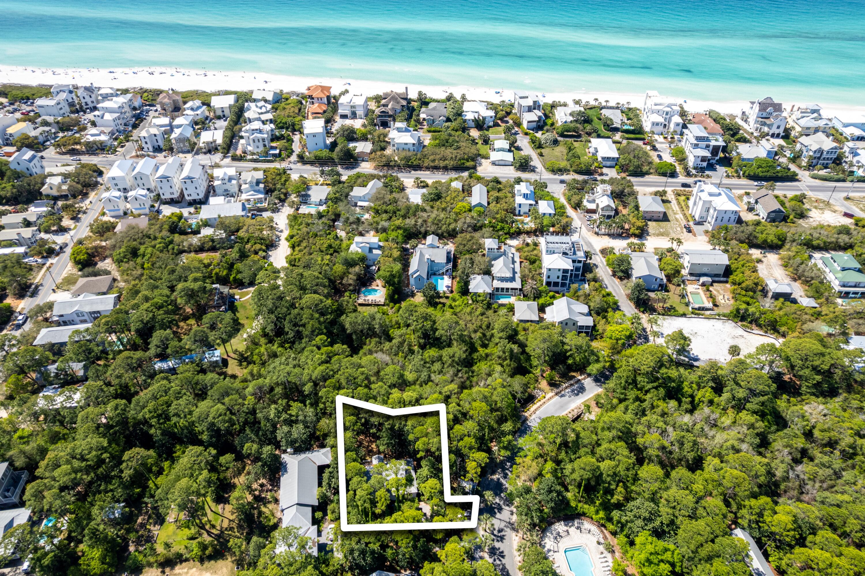 126 N Andalusia Avenue