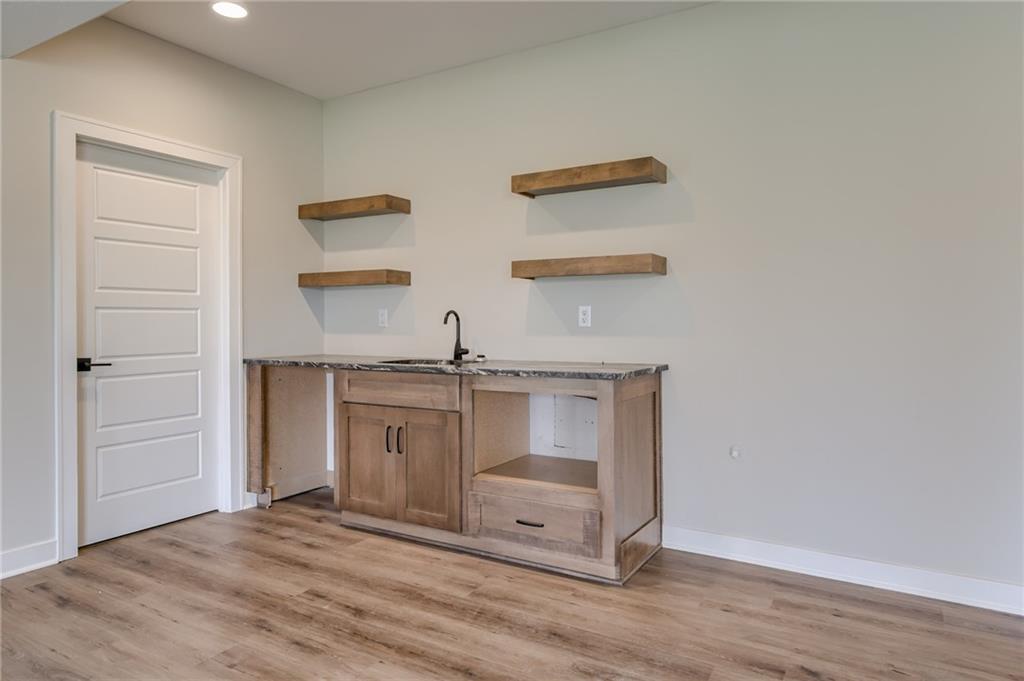 8997 Shady Bend Road