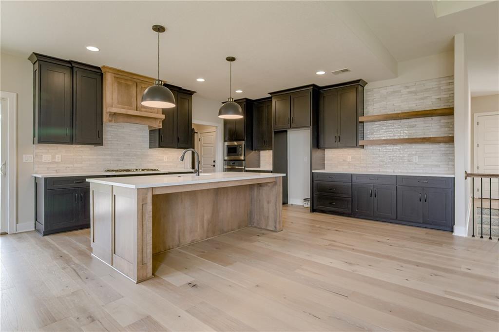 8997 Shady Bend Road