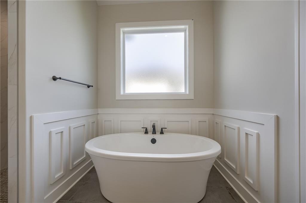 8997 Shady Bend Road