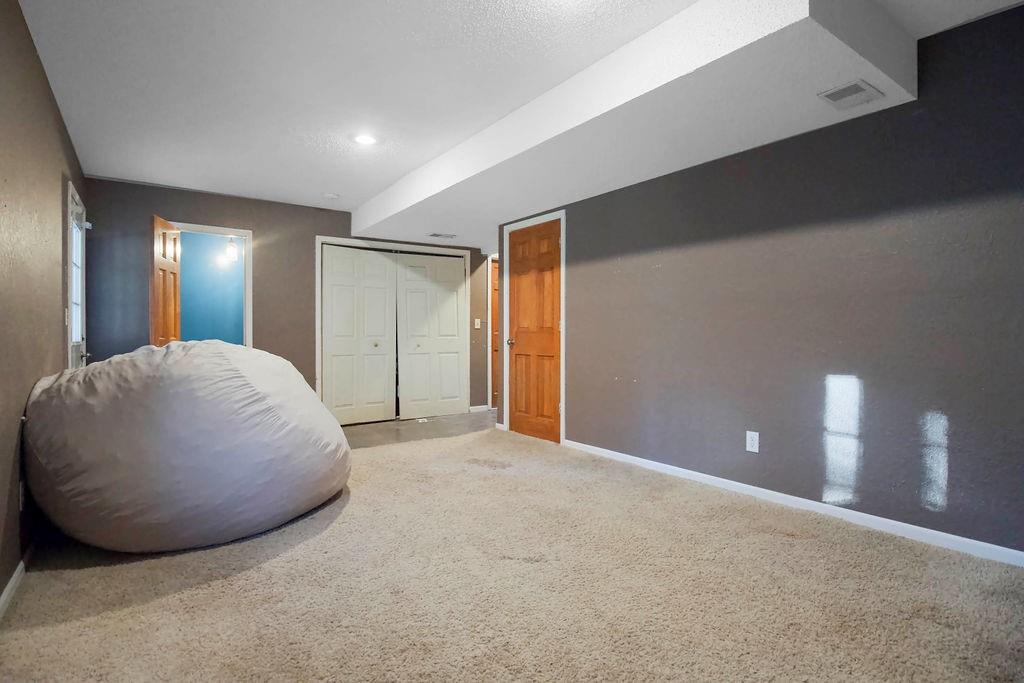 16419 W 147th Terrace