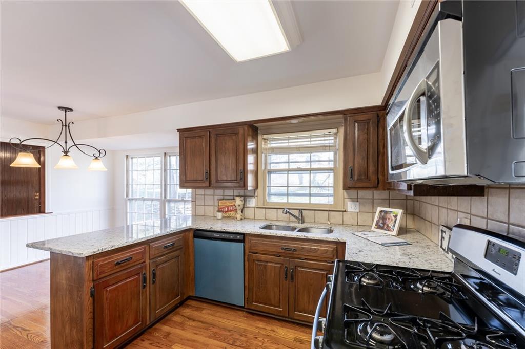 8510 Bradshaw Street