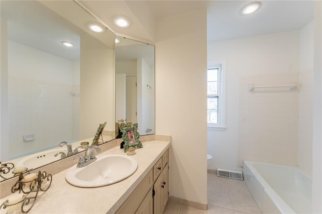 8510 Bradshaw Street