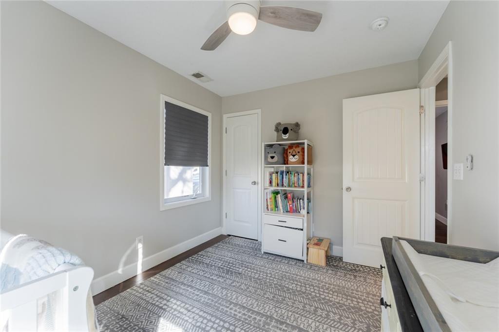2801 W 75th Place