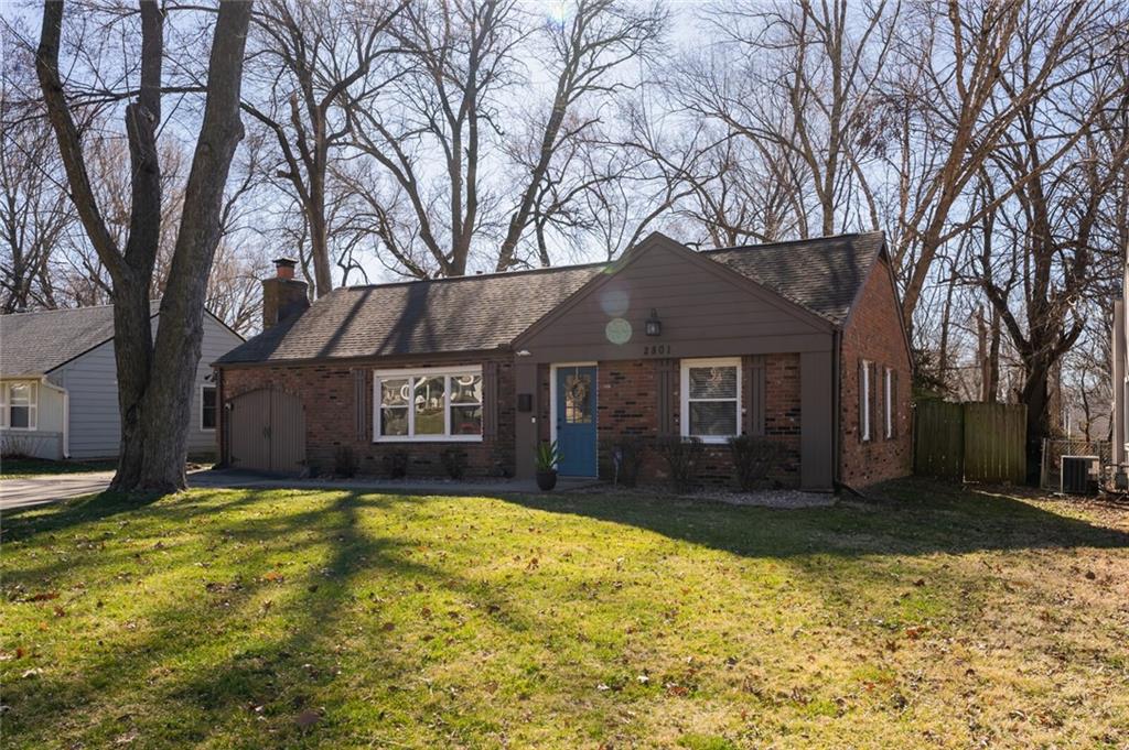 2801 W 75th Place