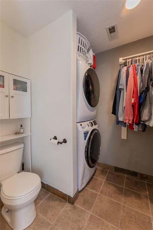 2801 W 75th Place
