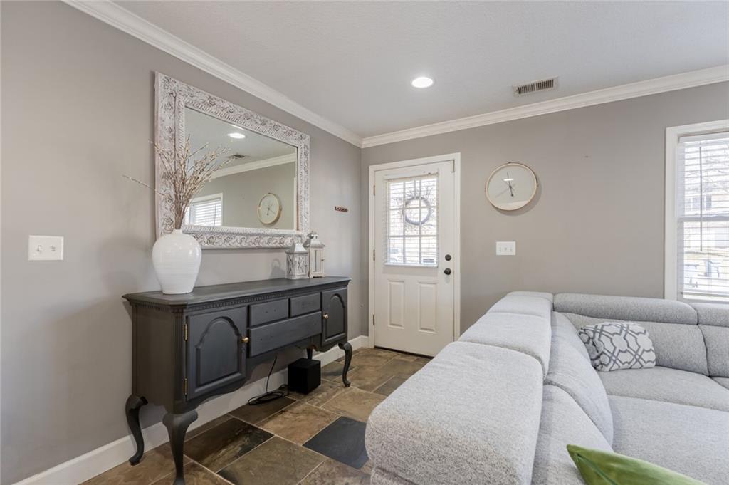 2801 W 75th Place